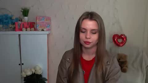 Snapshot of dream_mari chatting on 09-26-25, 07:34 Mari online show from 09-26-25, 07:34