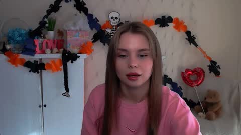 Snapshot of dream_mari chatting on 11-02-25, 09:11 Mari online show from 11-02-25, 09:11