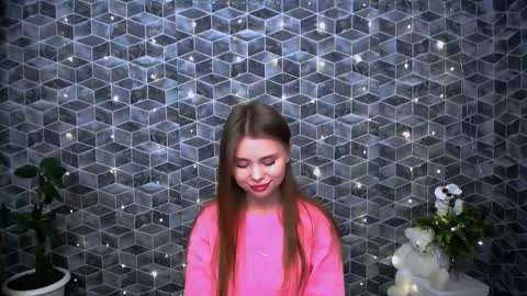 Snapshot of dream_mari chatting on 11-07-25, 06:24 Mari online show from 11-07-25, 06:24