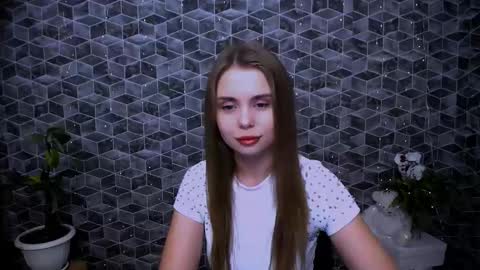 Snapshot of dream_mari chatting on 11-29-25, 07:33 Mari online show from 11-29-25, 07:33