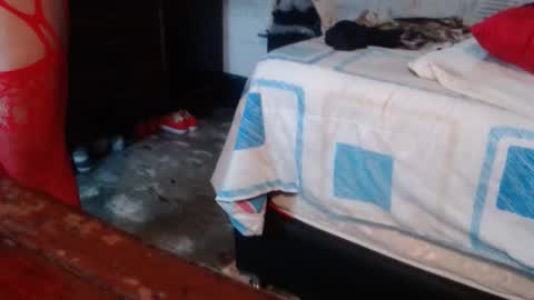 Snapshot of dream_real chatting on 03-04-25, 11:08 dreamreal online show from 03-04-25, 11:08