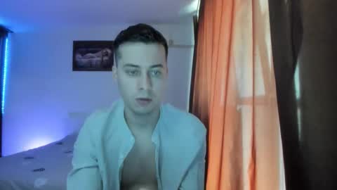 Johnny online show from 05-05-26, 11:07