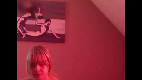 A girl online show from 02-05-25, 11:02