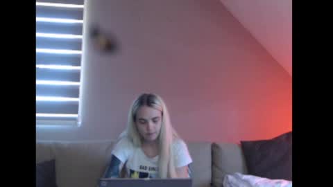 A girl online show from 07-14-26, 10:21