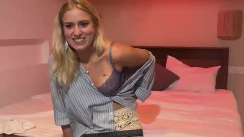 beachcouple123 online show from 05-15-26, 07:10