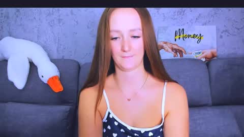 Snapshot of dreamesoul chatting on 02-04-25, 06:04 dreamesoul online show from 02-04-25, 06:04