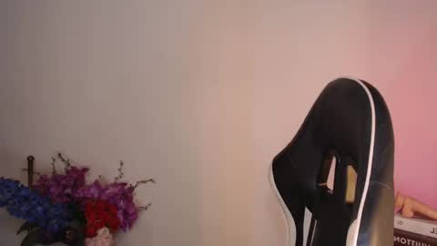 Ysabel online show from 12-06-24, 04:17