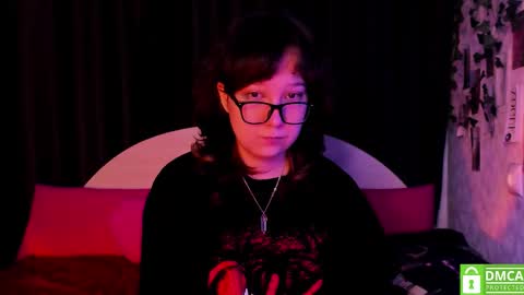 Snapshot of dreamgirllove chatting on 10-22-25, 10:20 Billy online show from 10-22-25, 10:20