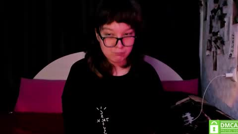 Snapshot of dreamgirllove chatting on 11-01-25, 01:29 Billy online show from 11-01-25, 01:29