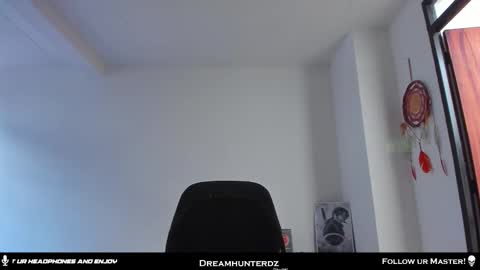 Your lord. - ONLINE  1500 Pm to 2100 Pm - New York Hour online show from 10-10-25, 06:18