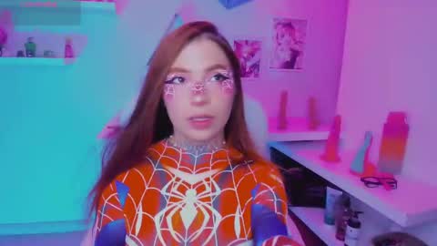 dreamleah_ online show from 10-05-25, 04:44