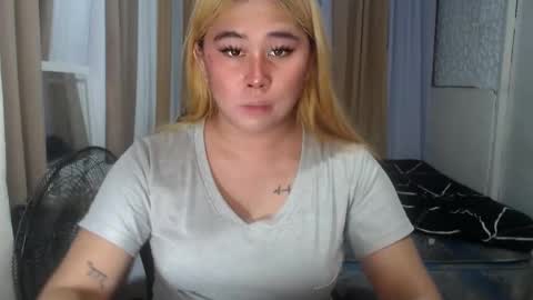 Stacy DONT FORGET TO FOLLOW ME AND THUMBS UP my wife samgrg2 online show from 05-05-26, 04:48