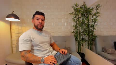 cris online show from 01-14-25, 10:34