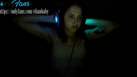 Snapshot of dreams_elian_moore chatting on 06-07-26, 08:18 Elian Moreno Moore. online show from 06-07-26, 08:18