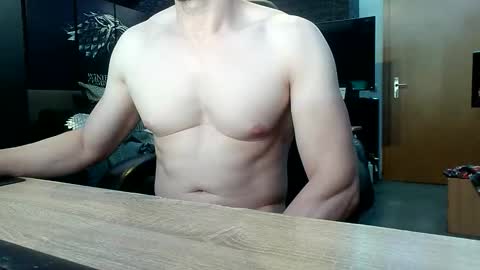 Snapshot of dreamwallker chatting on 10-19-25, 11:22 Ioannes Paulus the 2nd online show from 10-19-25, 11:22