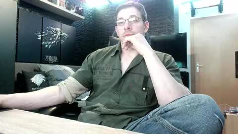 Snapshot of dreamwallker chatting on 11-25-25, 08:09 Ioannes Paulus the 2nd online show from 11-25-25, 08:09