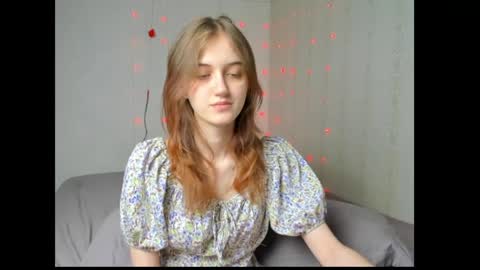 dreamy_pollyyy online show from 04-19-26, 08:11