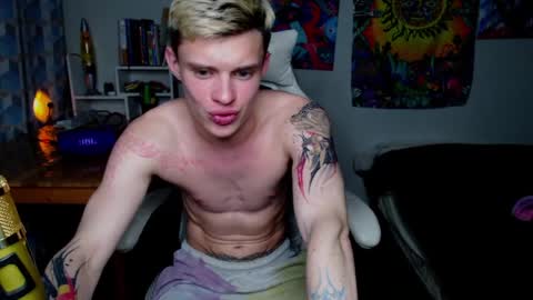 Adam Dream online show from 04-26-26, 03:42