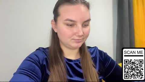 Mila online show from 09-28-25, 02:33