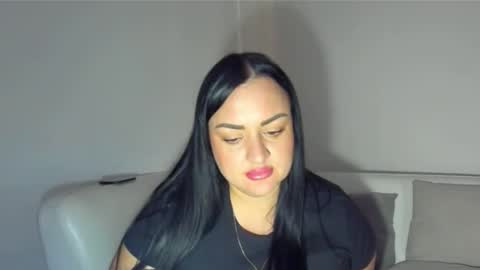 Snapshot of dreamyhousewife1 chatting on 10-15-25, 06:08 dreamyhousewife1 online show from 10-15-25, 06:08