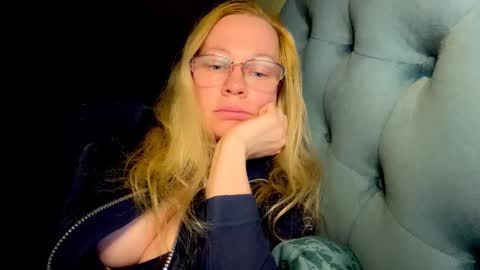 Kate online show from 10-20-25, 06:30