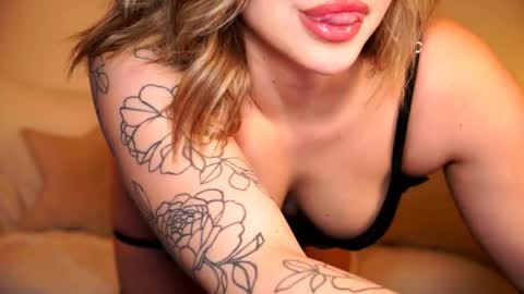 MISS B online show from 04-16-26, 03:13