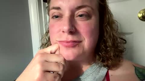 Snapshot of drew863901 chatting on 05-16-26, 02:19 drew863901 online show from 05-16-26, 02:19