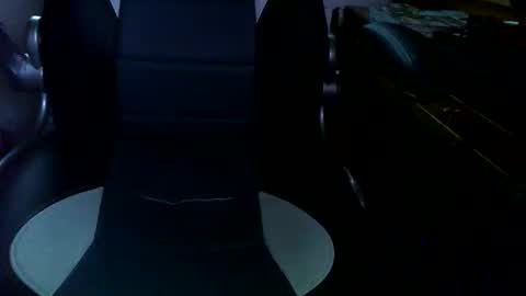 Snapshot of drilledragon chatting on 05-31-26, 04:53 drilledragon online show from 05-31-26, 04:53
