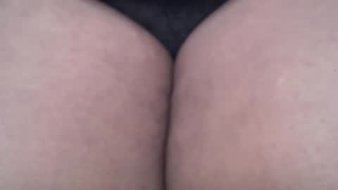 Snapshot of drippussy1 chatting on 01-14-26, 05:57 Ebonypussy1 online show from 01-14-26, 05:57