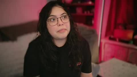 Drizzypeach602 online show from 07-01-26, 04:25