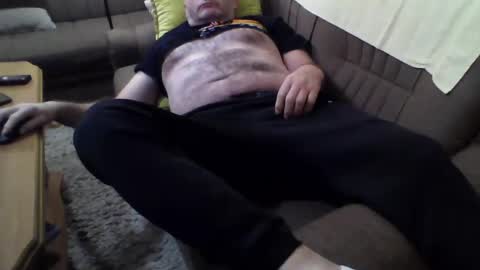 Snapshot of drkadzia chatting on 02-23-25, 08:44 johnny online show from 02-23-25, 08:44