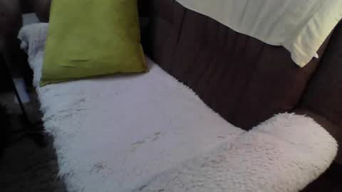 Snapshot of drkadzia chatting on 11-25-25, 02:17 johnny online show from 11-25-25, 02:17