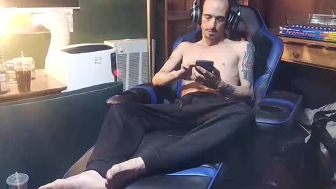 Dark Star online show from 04-20-26, 08:54