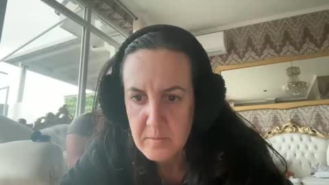 Snapshot of drresa chatting on 03-01-25, 03:38 Dr. Resa online show from 03-01-25, 03:38