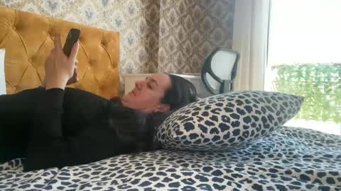 Snapshot of drresa chatting on 03-06-25, 08:52 Dr. Resa online show from 03-06-25, 08:52