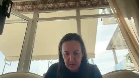 Snapshot of drresa chatting on 03-10-25, 09:10 Dr. Resa online show from 03-10-25, 09:10