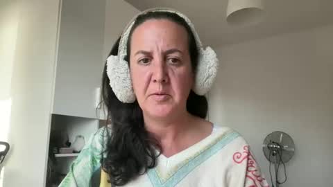 Dr. Resa online show from 05-24-26, 04:34