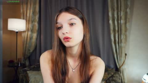 Snapshot of drutywerri chatting on 01-13-25, 06:49 Polly day and Amelia night online show from 01-13-25, 06:49