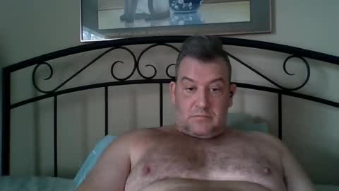 Snapshot of drxxx2112 chatting on 12-21-25, 10:06 drxxx2112 online show from 12-21-25, 10:06