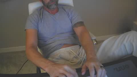 D Ship online show from 12-17-24, 01:16