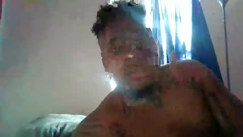 Snapshot of dsmoov_ chatting on 12-20-25, 06:37 SmoovFanz online show from 12-20-25, 06:37
