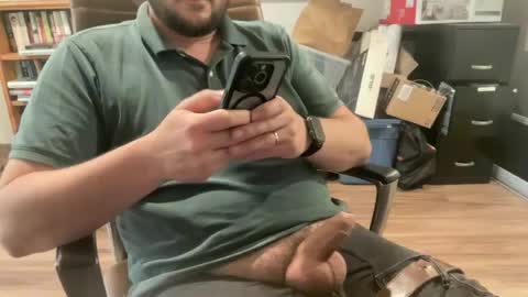 Snapshot of dubhut chatting on 06-18-26, 05:28 dubhut online show from 06-18-26, 05:28