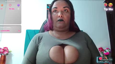 Snapshot of dubraska1 chatting on 01-20-25, 06:53 Dubraska online show from 01-20-25, 06:53