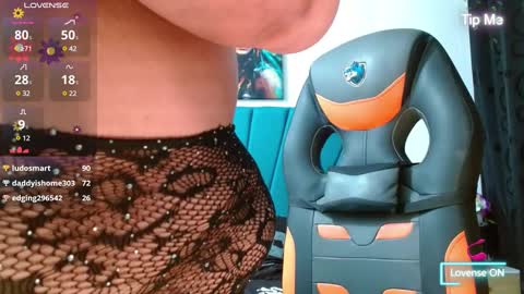 Snapshot of dubraska1 chatting on 02-18-25, 10:36 Dubraska online show from 02-18-25, 10:36