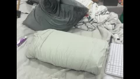 Dude online show from 04-11-26, 10:14