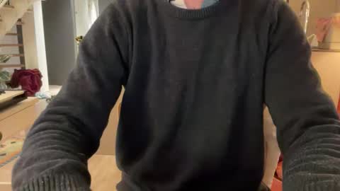 Snapshot of duerythe2 chatting on 04-05-26, 12:08 Pierre online show from 04-05-26, 12:08