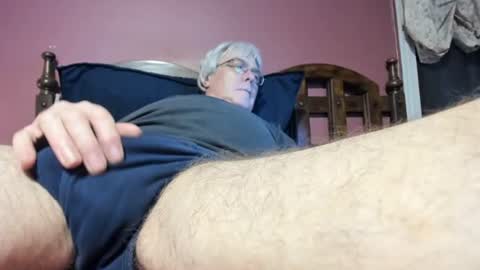Snapshot of dug38 chatting on 07-21-26, 10:01 Doug online show from 07-21-26, 10:01