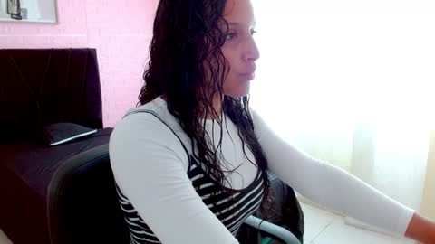 dulce1609 online show from 01-20-25, 09:53