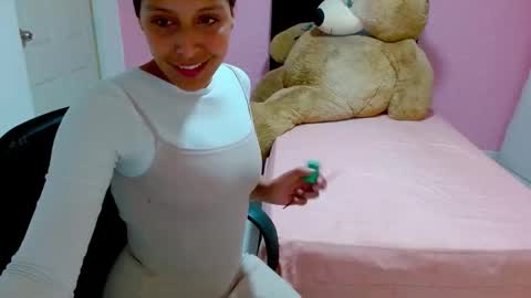 dulce1609 online show from 02-21-25, 11:54