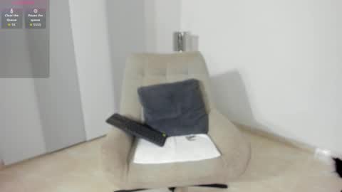 Dulce online show from 11-13-25, 09:41